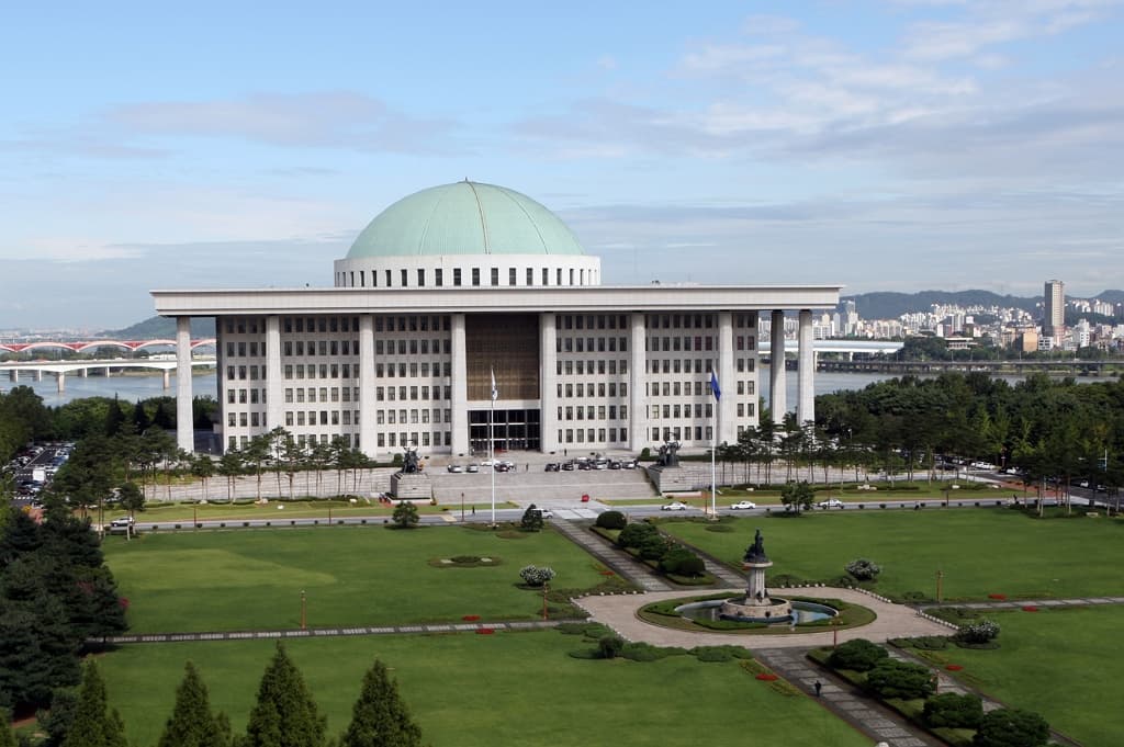 원화 스테이블코인 인기 좋네&#8230;여당 의원들 3명, 각각 디지털자산기본법 발의